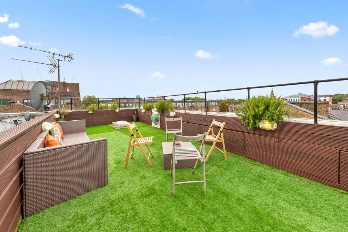 Spacious Sleep 11 With Terrace In Earls Court Ec99 * London